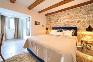 Free WiFi - One-Bedroom Apartment With Terrace (Vrbnik)