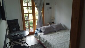1 Schlafzimmer, Bügeleisen/Bügelbrett, Internetzugang, Bettwäsche