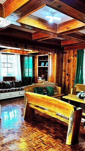 3-Schlafzimmer-Haus im Herzen von Baguio mit Garage