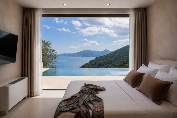 Nomade Villas - Corfu