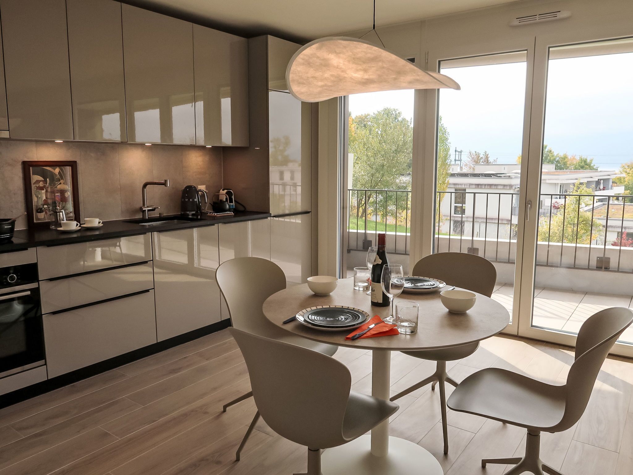 Réfrigérateur, four, lave-vaisselle