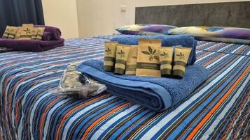 1 chambre, Wi-Fi gratuit, draps fournis