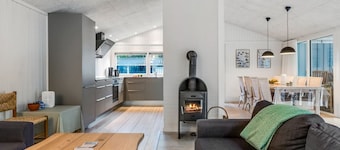 "Alika" - 300m from the sea by Interhome