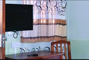 مكواة/لوح كي وواي فاي مجانًا