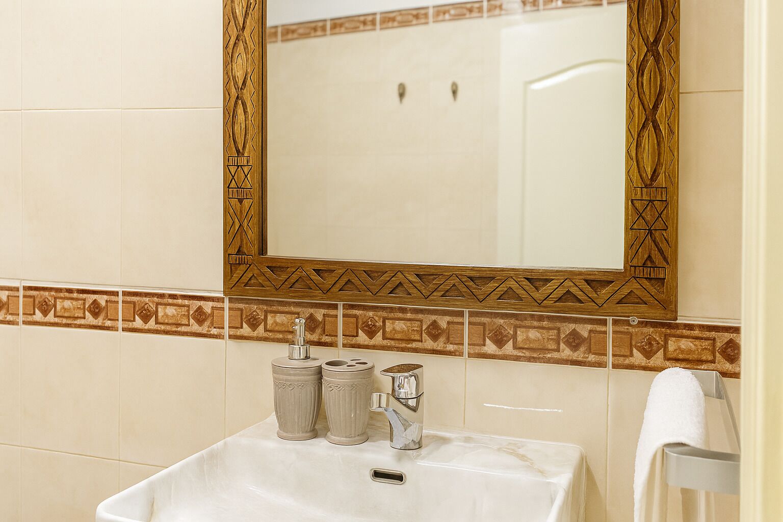 Apartamento Deluxe, balcón | Baño