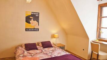 Iron/ironing board, free WiFi