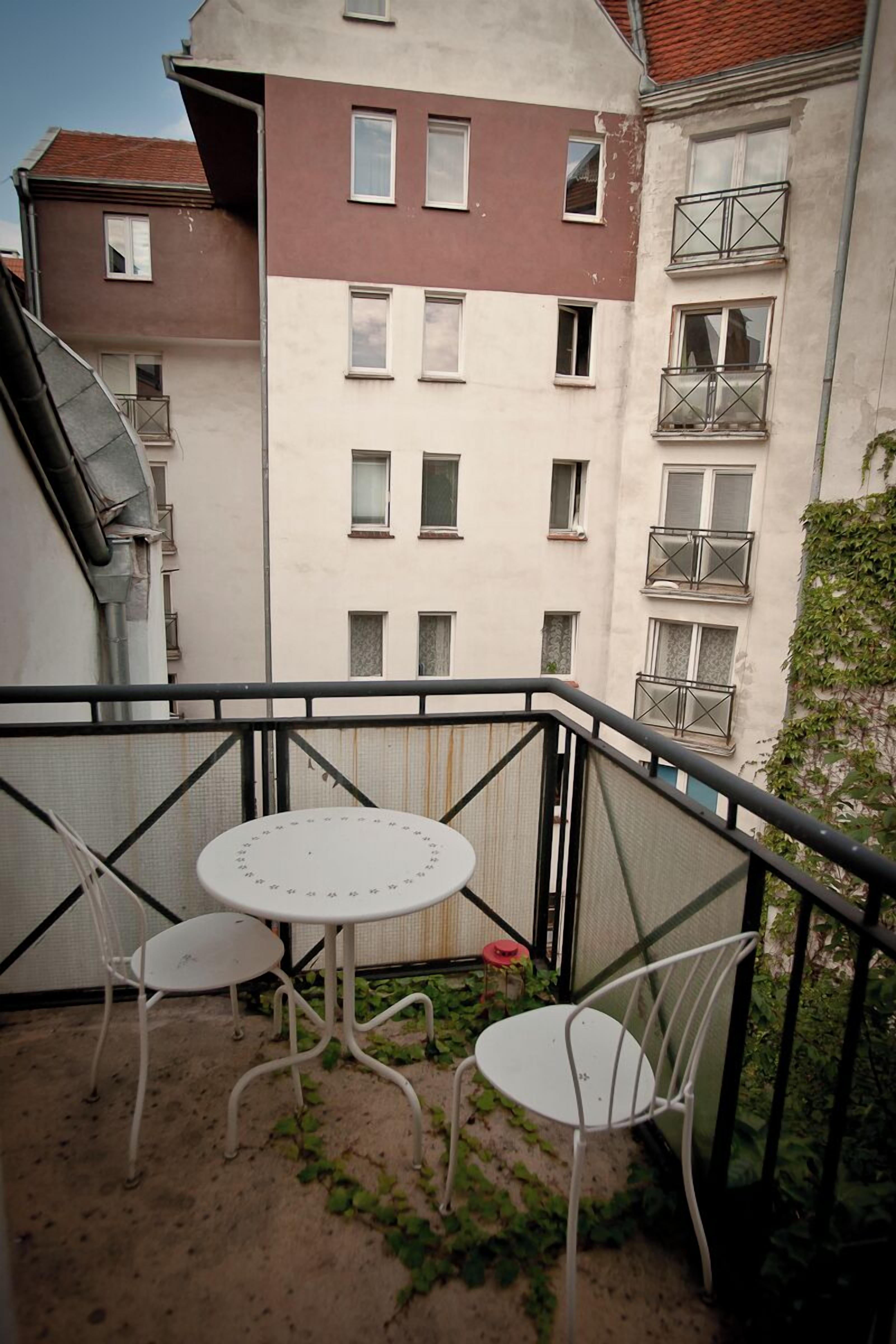 Standard Double Room | Balcony