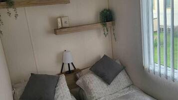 3 bedrooms, individually decorated, individually furnished, free WiFi