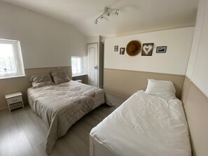 2 Schlafzimmer, Bügeleisen/Bügelbrett, WLAN, Bettwäsche