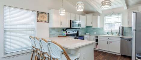 House, Multiple Beds, Pool Access, Pool View (Someday Isle) | Private kitchen