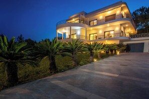 Exterior - Villa Amaltheia Rhodes, 15 minutes from Rhodes Town (Koskinou)