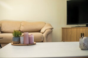 Smart TV, stereo - Villa Amaltheia Rhodes, 15 minutes from Rhodes Town (Koskinou)