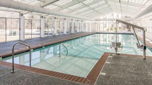 Pool - Colonial Williamsburg Getaway: 1BR Premium at Patrick Henry Square (Williamsburg)