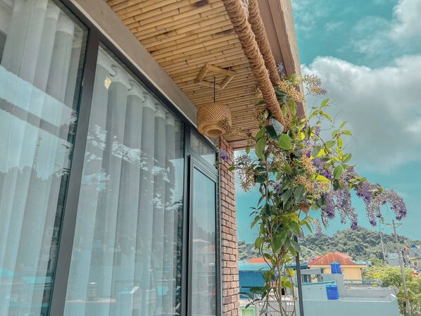 Exterior - Shalva Homestay Catba (Quan dao Cat Ba)