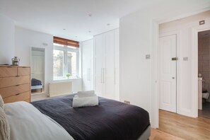 城市公寓, 1 张双人床和 1 张沙发床, 无烟房, 城市景观 | 熨斗/熨衣板、婴儿床、免费 WiFi、床单