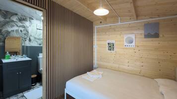 2 habitaciones, tabla de planchar con plancha y wifi gratis