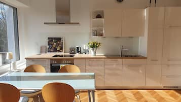 Ofen, Herdplatte, Geschirrspüler