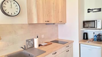 Mikrobølgeovn, kaffe-/temaskine