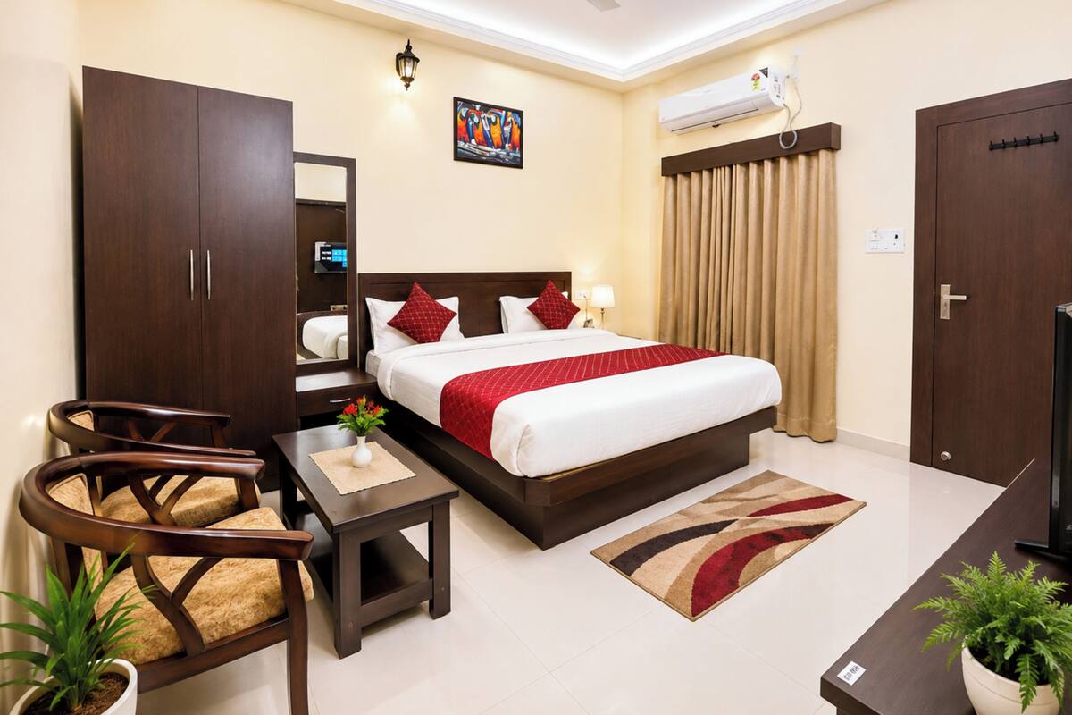 Classic Double Room, Air conditioning | View from room
