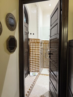 Comfort Double Room | Bathroom | Designer toiletries, hair dryer, heated floors, towels