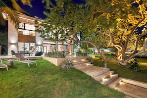 Villa, 5 Bedrooms, Accessible, Smoking | Exterior - Bayshore 76 Beachfront Villa Palmar de Ocoa (Las Charcas)