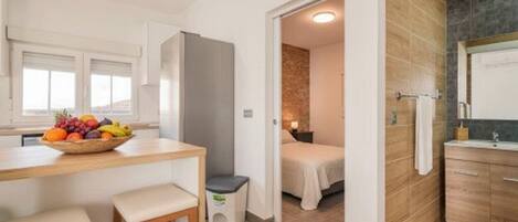 3 makuuhuonetta, Wi-Fi, vuodevaatteet