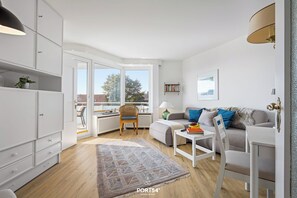 Fernseher, Stereoanlage