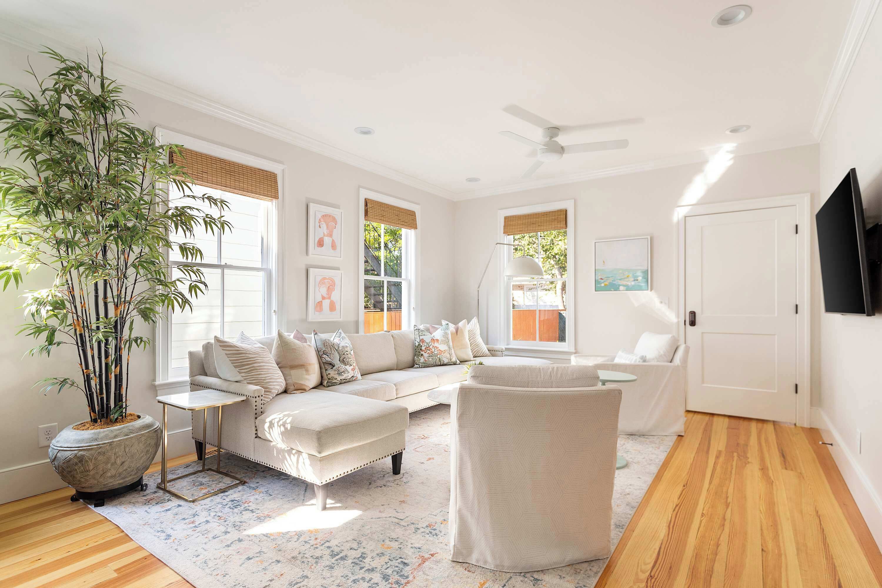 テレビ、書斎 / ワークスペース