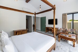 2 Bed Room Family Suite With Private Pool | Premium bedding, down comforters, memory foam beds