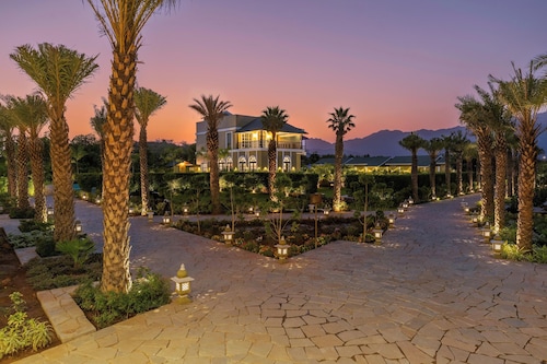 Merriment Luxury Resort & Private Pool Villa, Abu Road