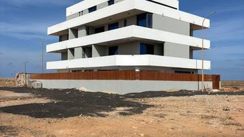 Apartment, 1 Bedroom, Balcony, Mountain View | Exterior