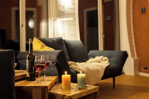 Interior - Kugelhaus EOS - Sauna, 1.5 bathrooms, south-facing terrace & garden on Lake Tollensesee (Penzlin)