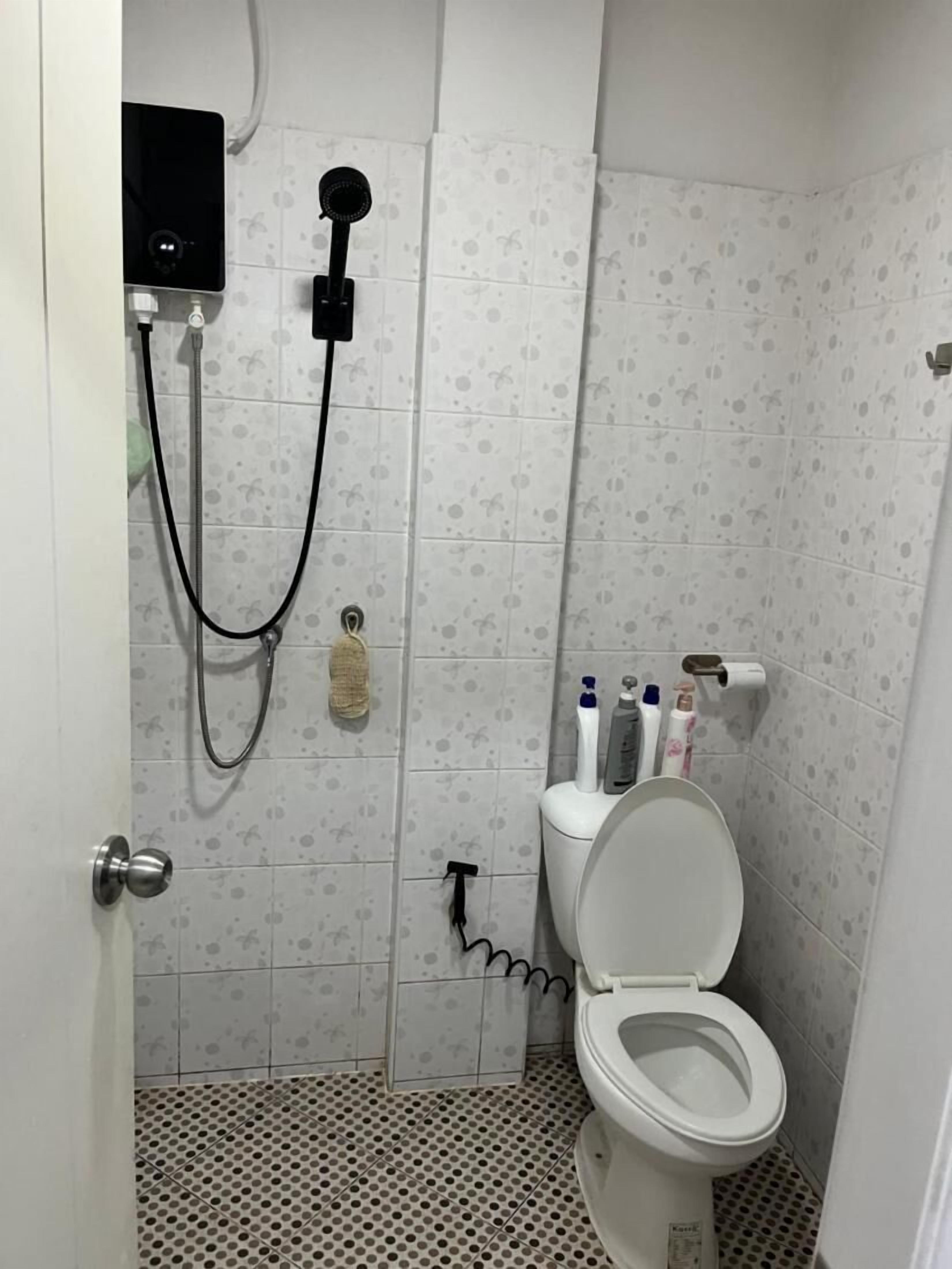 Apartment, 1 Bedroom, Smoking | Bathroom