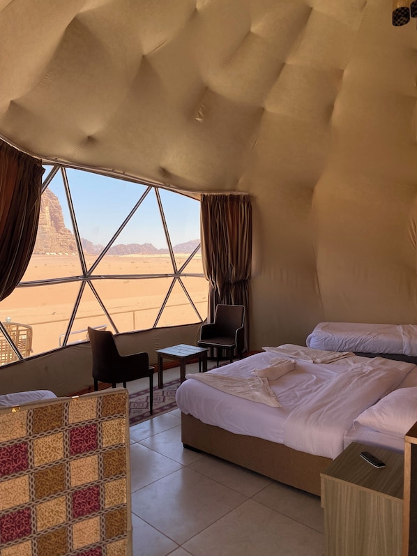 Luxury Tent | In-room safe