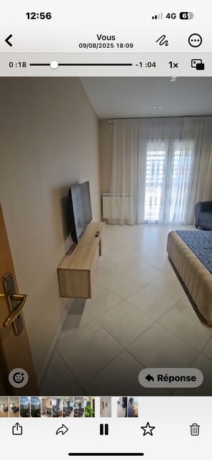 Interior - Bel Air Three-room two-bedroom 92 m² perfectly furnished panoramic view (Oran)