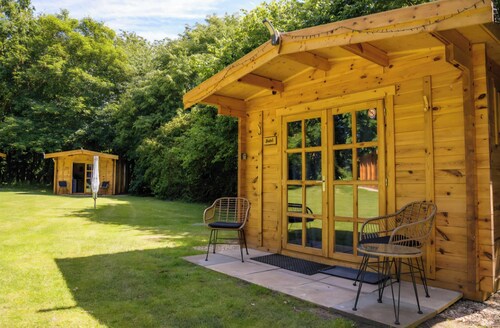 Snowdrop Cabin Retreat, dog Friendly, Peaceful