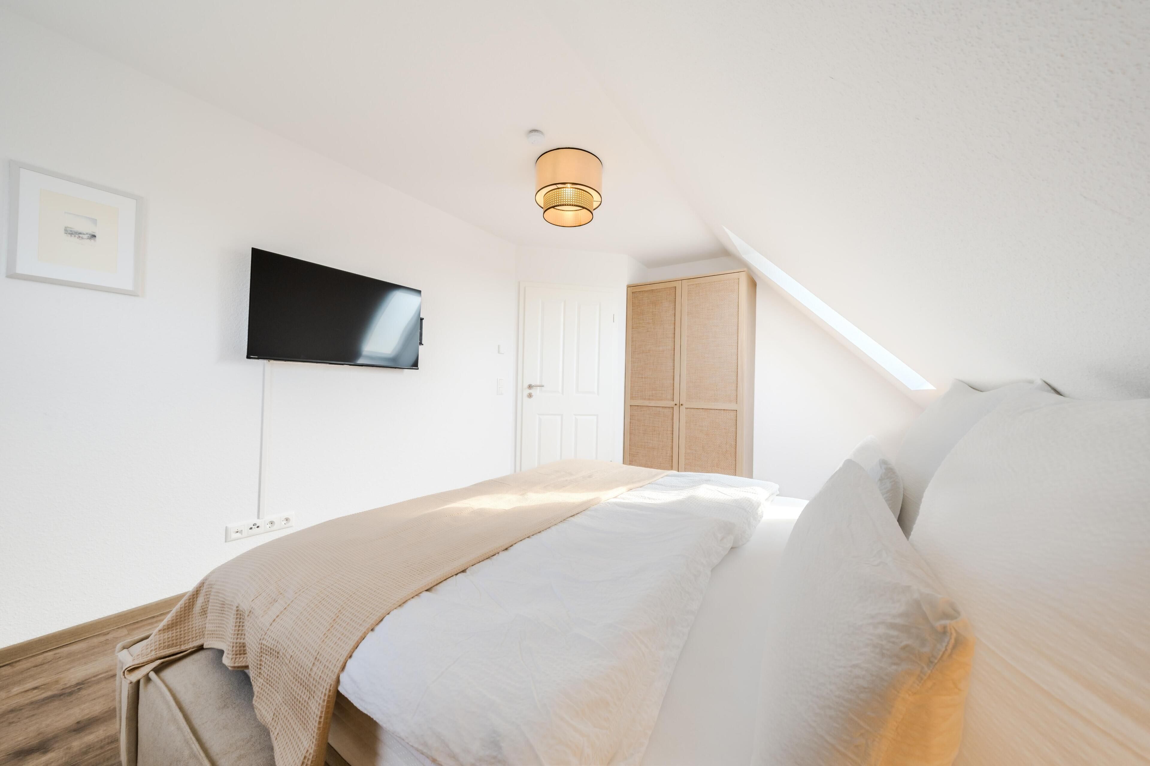 3 bedrooms, iron/ironing board, free WiFi