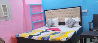 Hotel Rainbow Residency Varanasi 