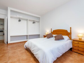 6 quartos, Wi-Fi de cortesia, roupa de cama