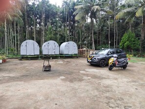 Front of property - Rising Surya Homestay (Kushalnagar)