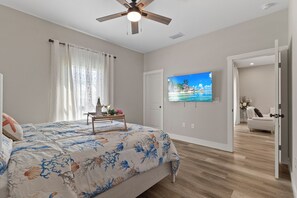 3 bedrooms, travel crib, free WiFi, bed sheets