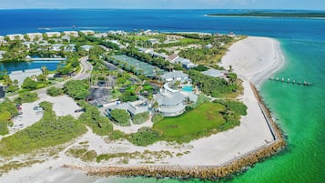 Sun-loungers, beach towels