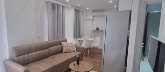 Stylish 1 Bedroom Duplex Apartment