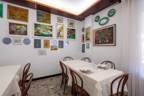 Restaurant - Hotel Al Porto (Imperia)