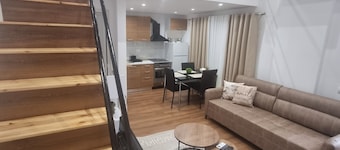 Charming 1-bedroom apartment in marvelous Tiranë with AC