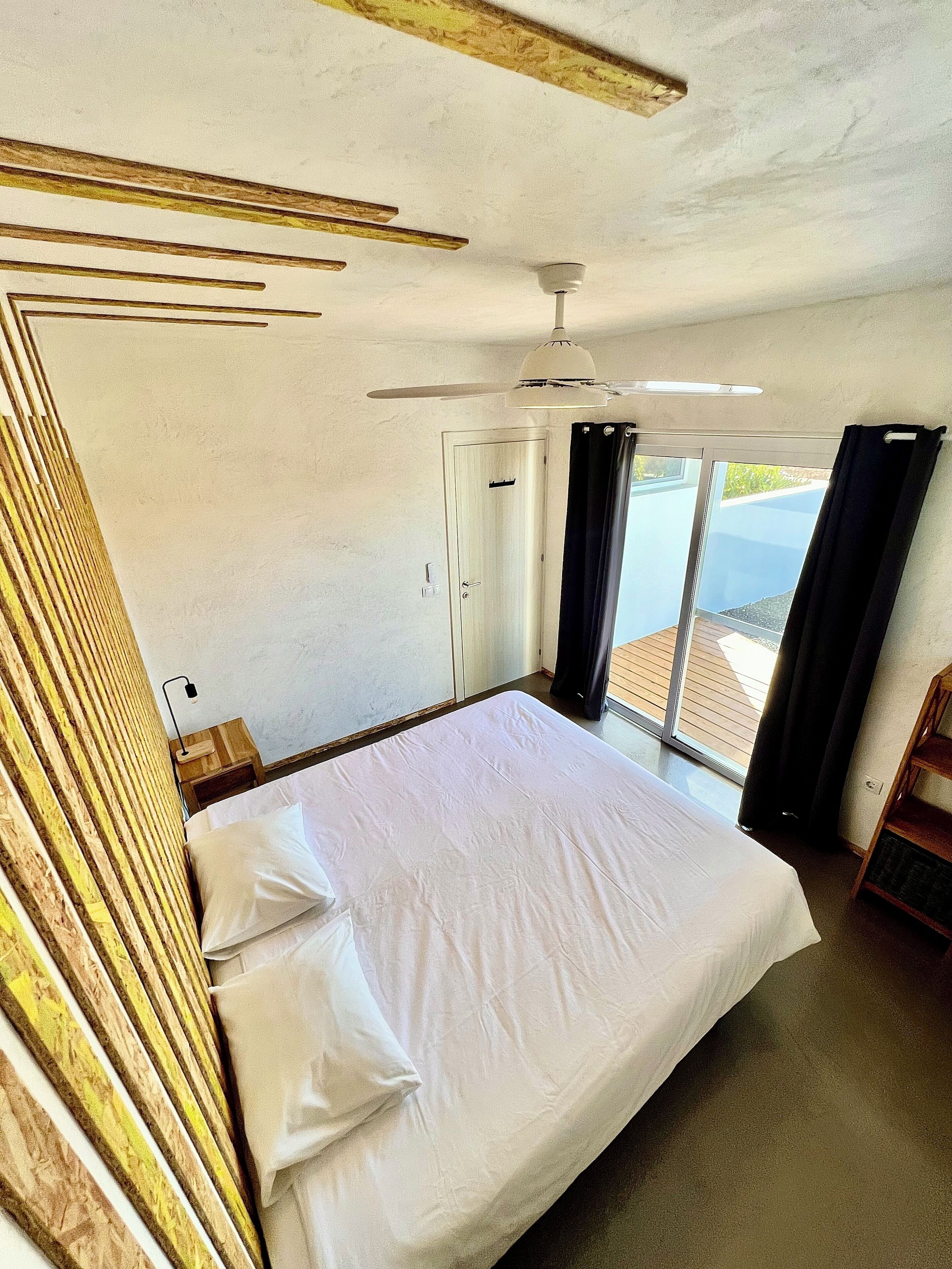 Double Room With Shared Bathrooms And Kitchen In Vitamin Sea Guesthouse - El Cotillo
