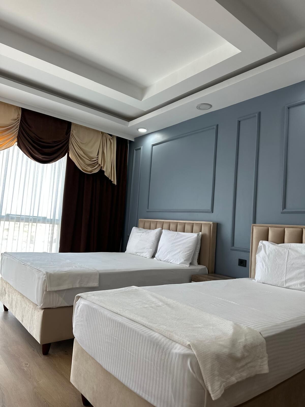 エコノミー ツインルーム ガーデンビュー | ノートパソコン用作業スペース、アイロン / アイロン台、WiFi (無料)