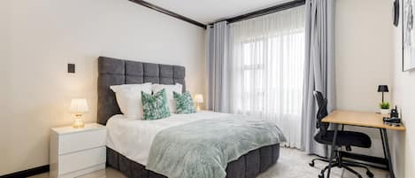 1 bedroom, desk, iron/ironing board, free WiFi