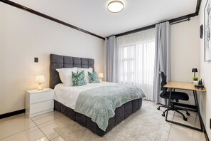 1 bedroom, desk, iron/ironing board, free WiFi