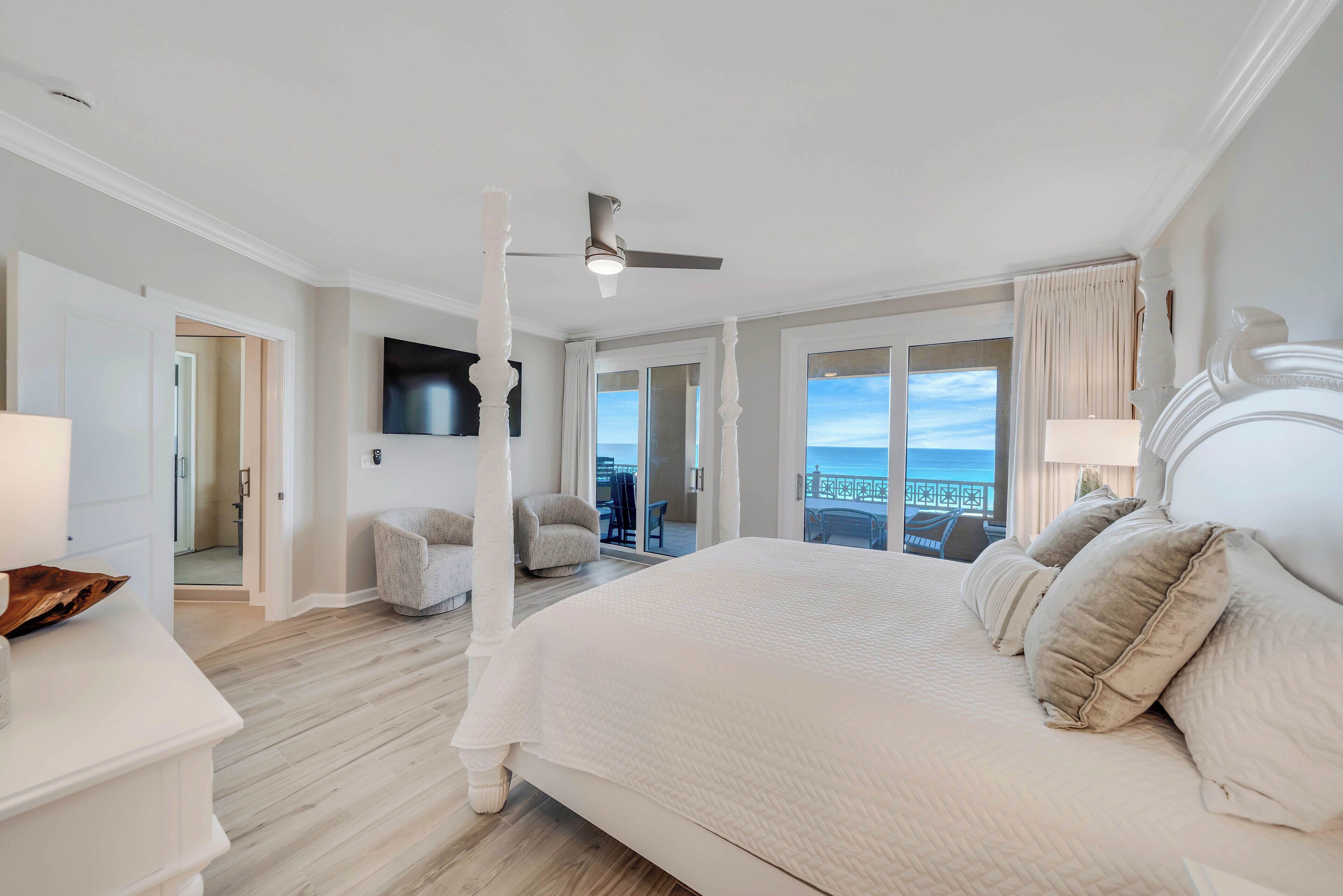 4 bedrooms, WiFi, bed sheets